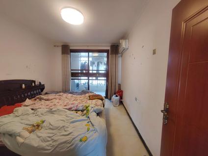 北京亿安月新苑3室2厅144平中楼层/共33层