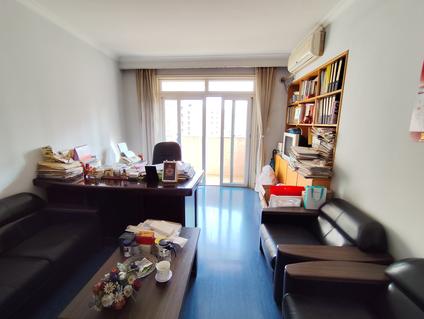 北京恒森广场3室2厅150平中楼层/共21层