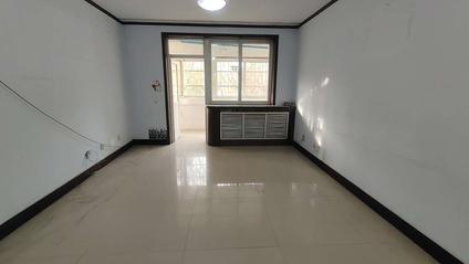 北京昊达鹤苑小区2室2厅83平低楼层/共5层