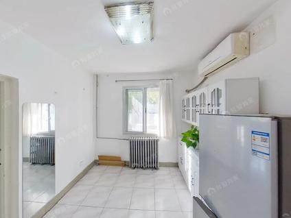 北京上地东里3室1厅74平低楼层/共6层