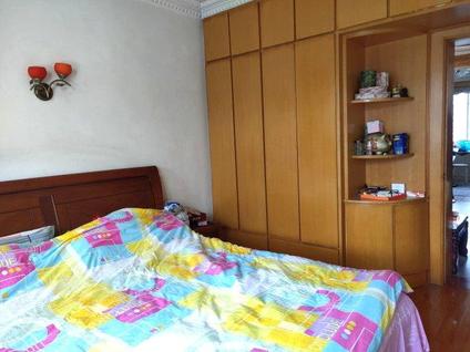 北京凝霞小区3室2厅88平高楼层/共7层