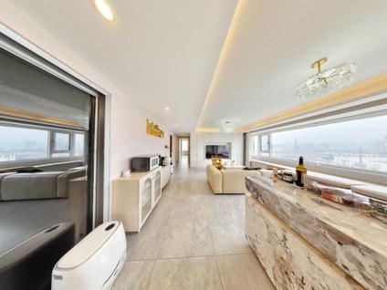 北京华润昆仑御4室2厅132.79平中楼层/共18层