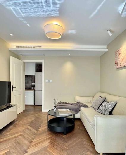 北京馨华苑3室2厅105.23平低楼层/共6层