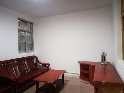 北京宁馨园2室1厅64平低楼层/共6层
