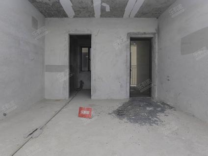 江门保利中宇花园4室2厅124.46平高楼层/共25层