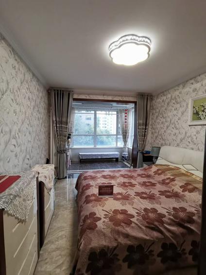 北京富兴花园3室2厅155平低楼层/共24层