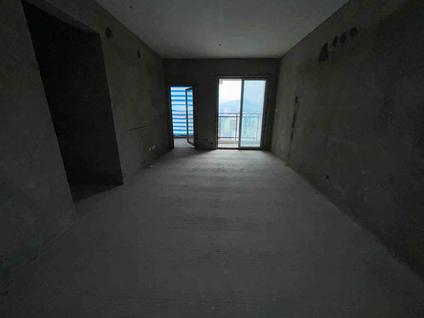 北京隆鑫花漾城(石柱)4室2厅104平高楼层/共33层