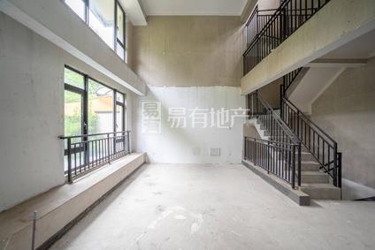 北京美和院4室2厅138.73平低楼层/共3层