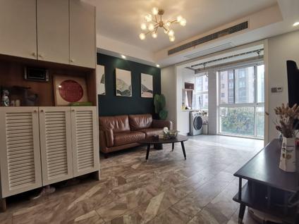 北京天鹅湖花园2室2厅74.08平中楼层/共11层