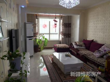 北京万泰碧水园3室2厅100平低楼层/共18层