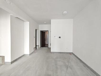 济南绿地IFC中央公馆B13地块3室2厅112平中楼层/共28层