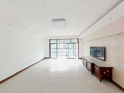 上海仕嘉名苑4室2厅182.44平低楼层/共18层