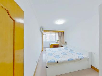 北京圆明园东里2室1厅67.97平中楼层/共5层