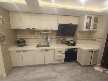 北京绿地峰尚汇1室1厅62.6平低楼层/共12层