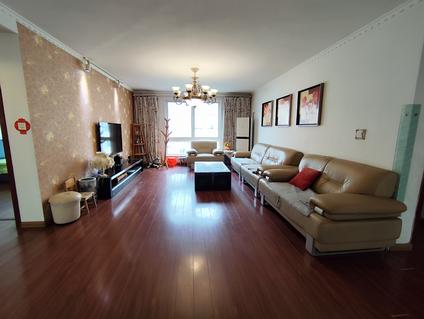 北京瑞海花园(北区)4室2厅145.84平中楼层/共7层