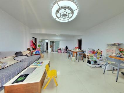 北京金海湾4室1厅176.04平高楼层/共30层