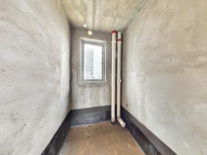 株洲华晨格林水岸4室2厅138.8平高楼层/共28层