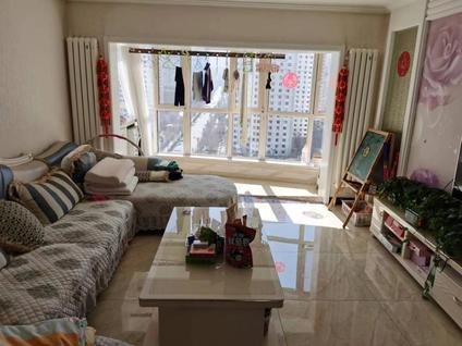 北京海宏一号D区3室3厅136平中楼层/共34层