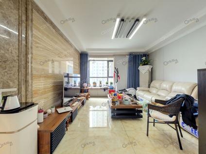 西安曲江龙邸3室2厅146.96平低楼层/共33层