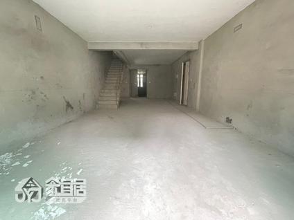 北京海伦湾(四期)5室2厅206平中楼层/共4层