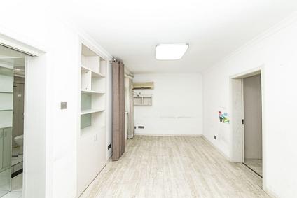 北京机械施工公司生活区2室1厅67平低楼层/共6层