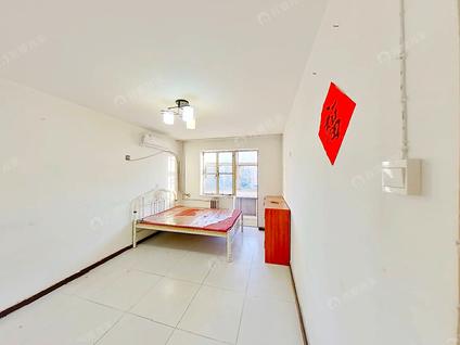 北京三间房南里(4号院)1室1厅44.7平中楼层/共6层