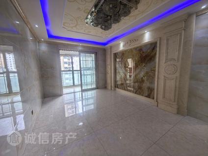 北京新城汇金广场住宅区3室2厅126平低楼层/共27层