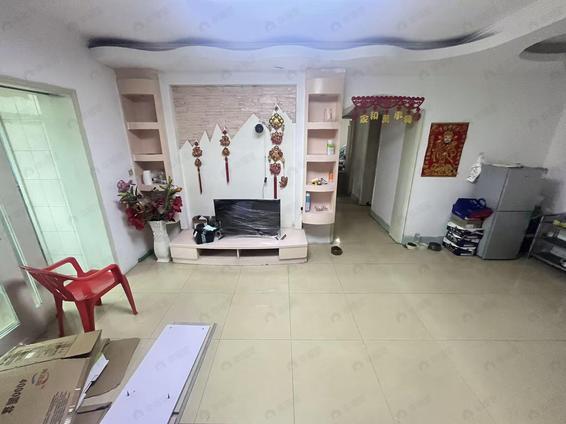 北京瀛洲里2室1厅102平中楼层/共8层