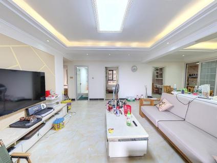 北海海悦华府4室2厅88.38平低楼层/共34层