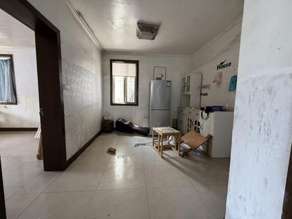 北京上陡门住宅区五组团3室1厅78.5平高楼层/共7层