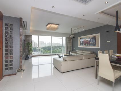 北京西钓鱼台嘉园3室2厅197.02平中楼层/共9层