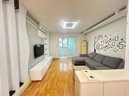 北京龙海新加坡花园城2室2厅85平中楼层/共6层