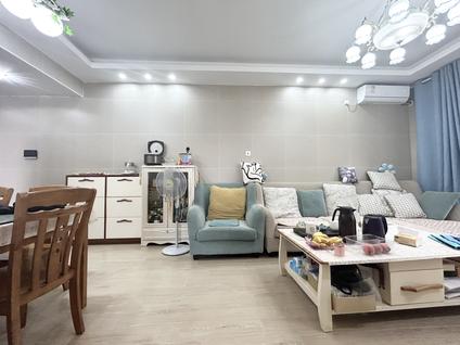 北京恒隆华萃园3室2厅82.79平中楼层/共16层