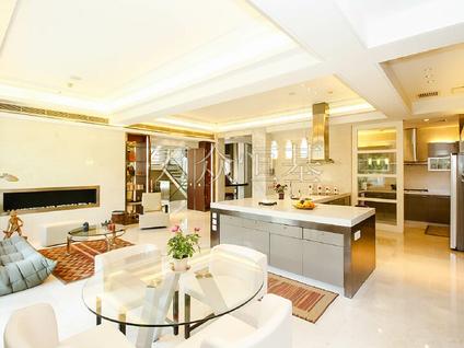 北京东方普罗旺斯(四期)5室4厅555.66平低楼层/共11层