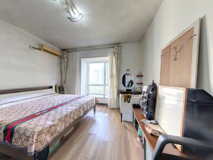 北京世贸雅苑4室2厅150.52平低楼层/共26层