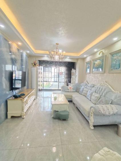 柳州柳铁新城2室2厅84.3平中楼层/共32层