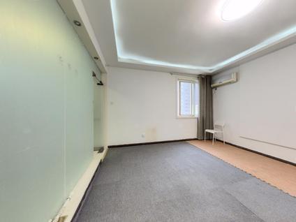 北京芙蓉名座4室2厅194.51平高楼层/共18层