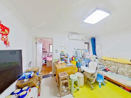 北京中海长安雅苑2室1厅71.12平低楼层/共22层