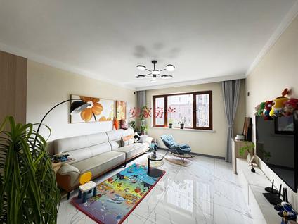 北京阳光新城3室2厅121.33平低楼层/共17层