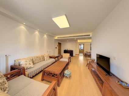 株洲晋合湘水湾(四期)3室2厅152平高楼层/共30层