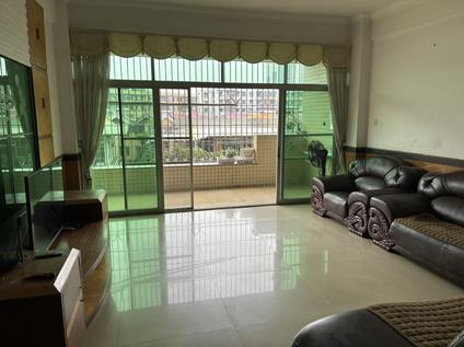 广州粤景大厦3室2厅120.8平中楼层/共9层