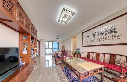 海口碧桂园剑桥郡3室2厅115.43平中楼层/共18层