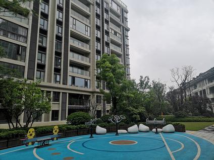 宁波九里江湾3室2厅127平低楼层/共18层