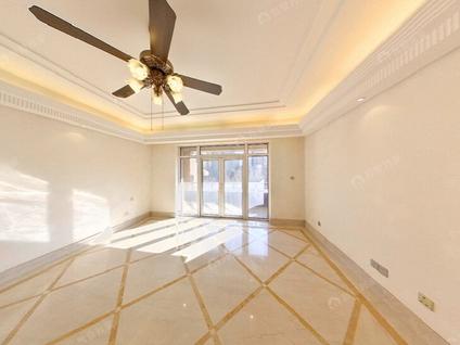 北京万达大湖公馆3室2厅183.05平低楼层/共21层