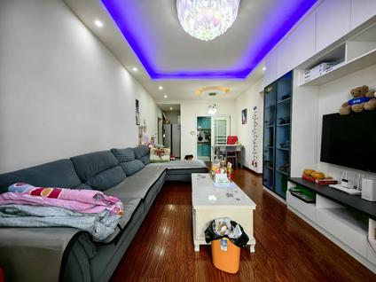 北京亲和佳苑3室2厅90平高楼层/共33层