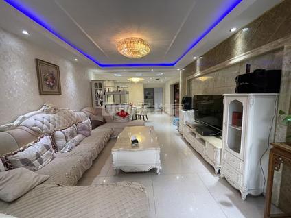 北京彼岸小区3室2厅128平低楼层/共14层