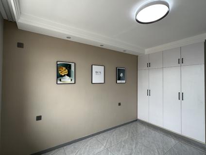 大连金石小区2室2厅63.38平高楼层/共6层