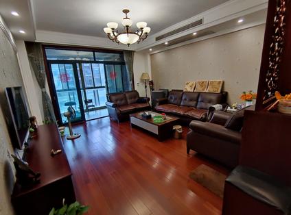 北京中央华府3室2厅134平高楼层/共11层