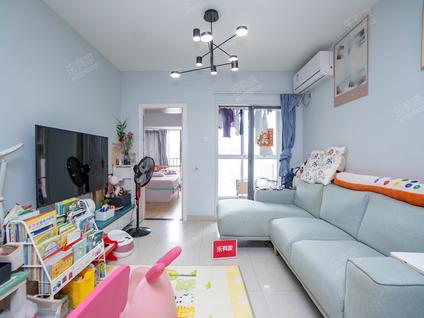 深圳泰华俊庭2室2厅61.9平中楼层/共32层