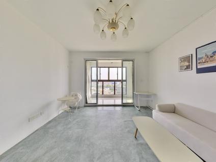 南京万裕龙庭水岸3室1厅133.31平中楼层/共27层